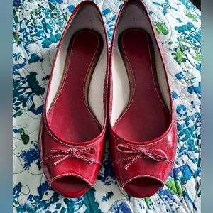 Clarks Artisan collection  red open toe size 9M shoes